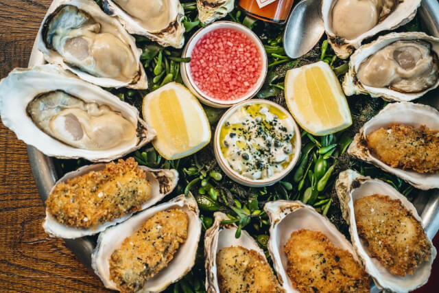 Oyster platter from The Mariners in Rock, Cornwall.